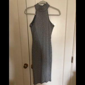 Knit dress stretch